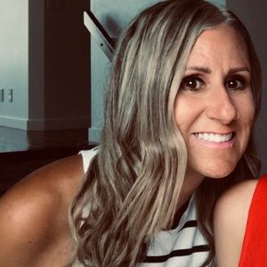 Meet your Posher, Ashlie